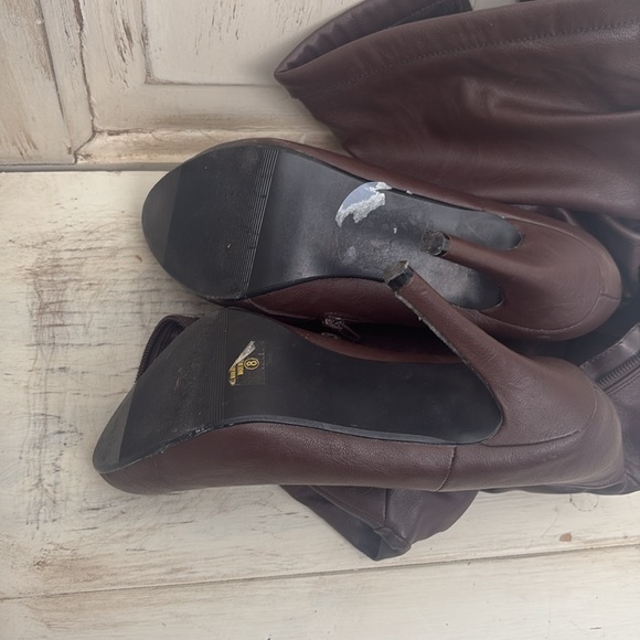 Stiletto Dress Boots - Picture 6 of 7